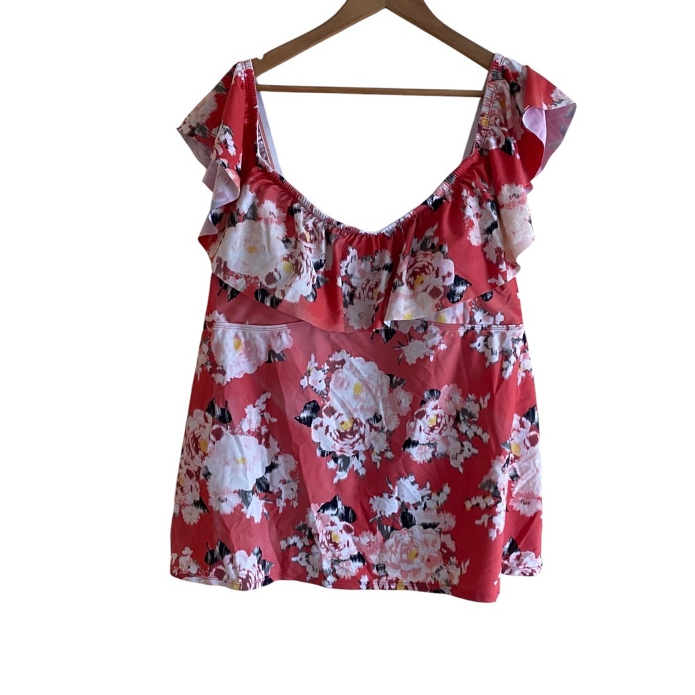 Torrid Floral Ruffle Swim Top Woman 4X Tropical Floral Built‎ n Bra Holiday FLAW